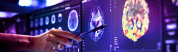 Migrating healthcare data without downtime in an always-on environment